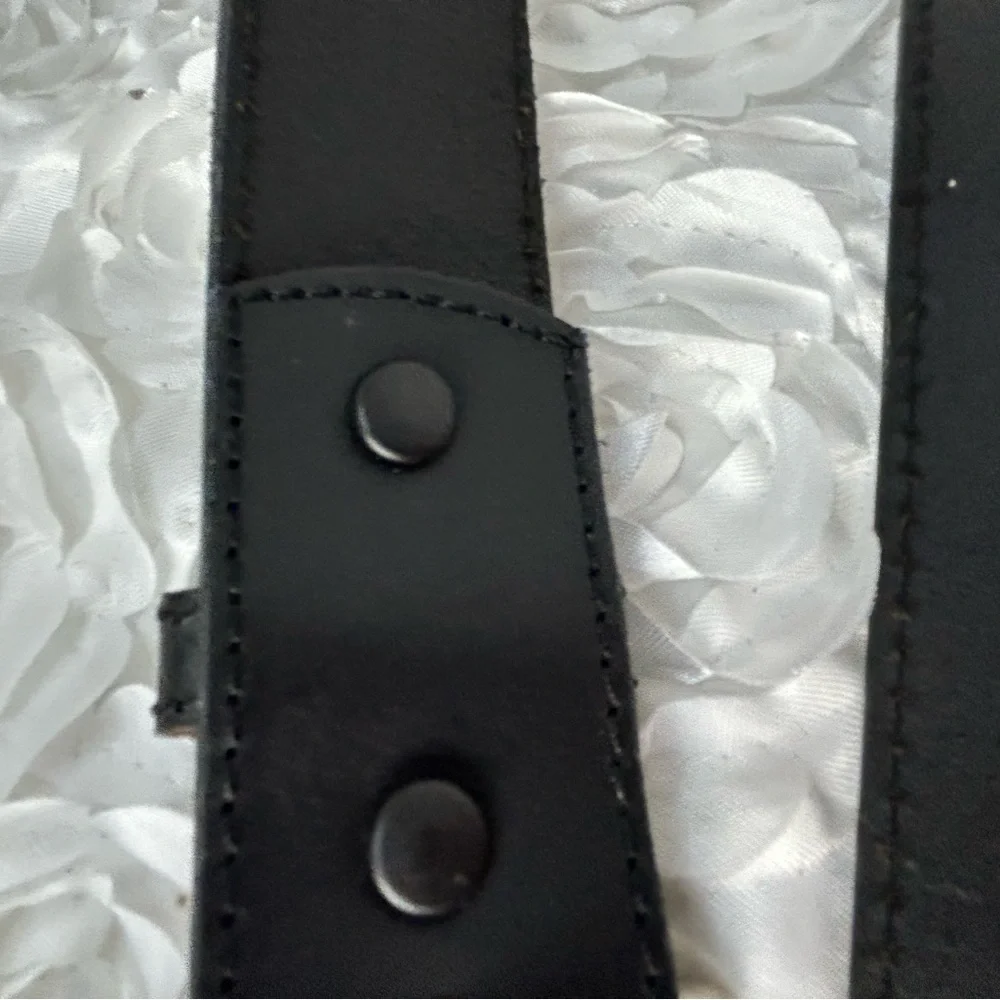 Michigan Glove Co. Black Leather‎ Belt Men's 42